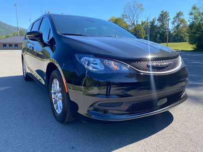New 2026 Chrysler Voyager LX