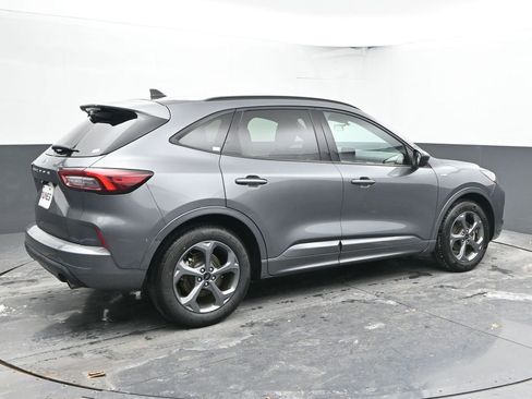 Used 2024 Ford Escape ST-Line image 11