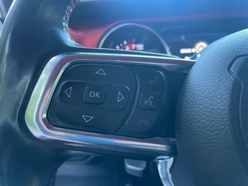 Used 2018 Jeep Wrangler Unlimited Rubicon AWD/4WD image 11