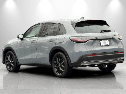 Certified 2025 Honda HR-V Sport image 6