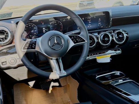 New 2026 Mercedes-Benz CLA 250 4MATIC image 27