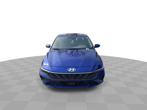 Used 2025 Hyundai Elantra SEL FWD image 4