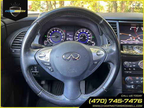 Used 2015 INFINITI QX70 AWD w/ Premium Package image 22
