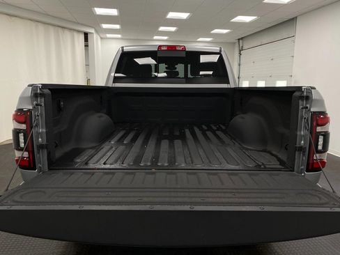 Used 2022 RAM 2500 Big Horn w/ Level C Equiment Group AWD/4WD image 7