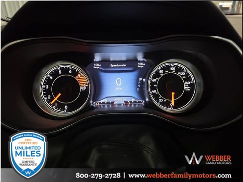 Used 2022 Jeep Cherokee Latitude Lux AWD/4WD image 24