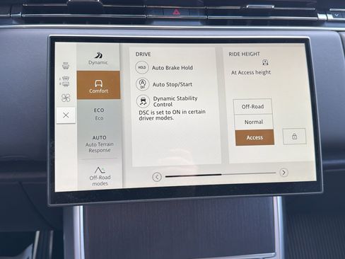 New 2026 Land Rover Range Rover SE AWD/4WD image 31