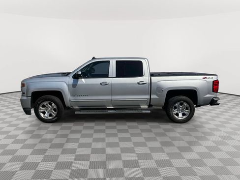 Used 2018 Chevrolet Silverado 1500 LT w/ All Star Edition AWD/4WD image 7