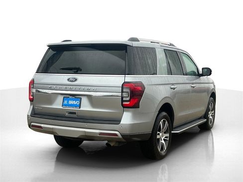 Used 2023 Ford Expedition Limited image 5
