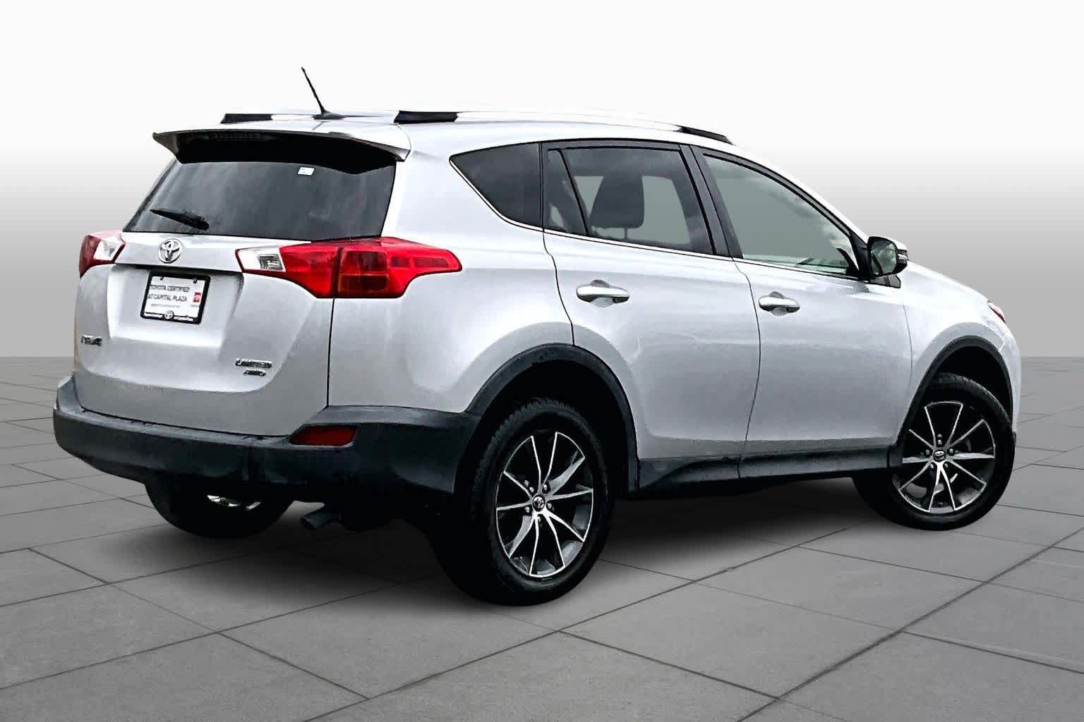 Used 2015 Toyota RAV4 Limited AWD/4WD image 13