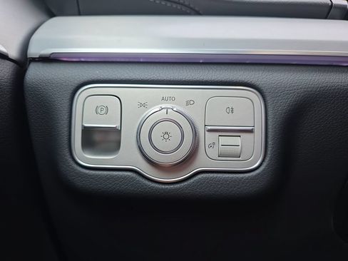Certified 2025 Mercedes-Benz GLS 450 4MATIC image 29