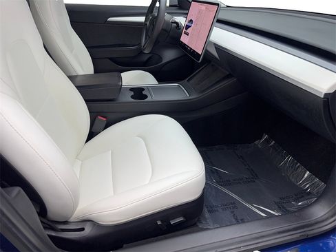 Used 2021 Tesla Model 3 Performance image 44