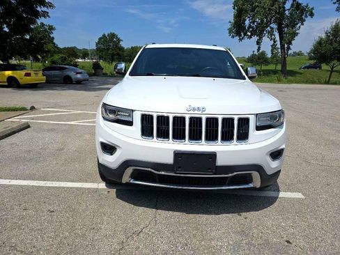 Used 2015 Jeep Grand Cherokee Limited w/ Luxury Group II image 2