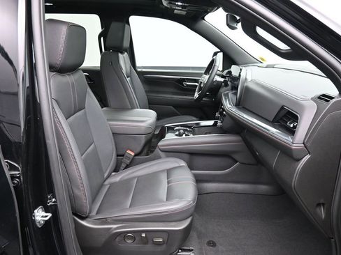 Used 2025 Chevrolet Tahoe RST w/ RST Capability Package AWD/4WD image 28