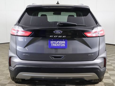 Used 2022 Ford Edge SEL w/ Convenience Package AWD/4WD image 10