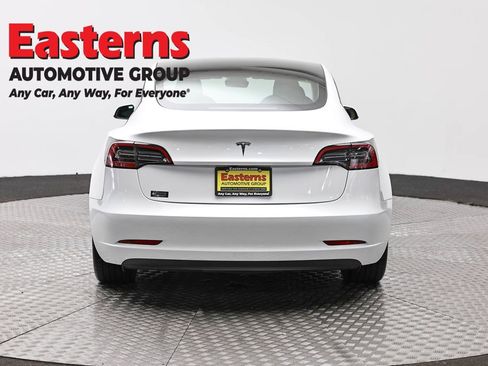 Used 2023 Tesla Model 3 Standard Range image 6