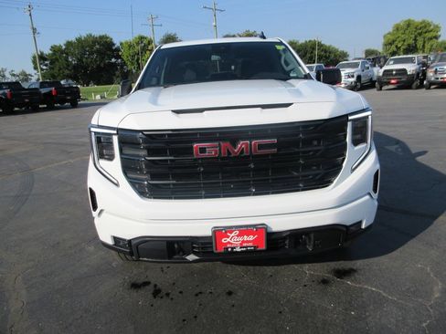 Certified 2026 GMC Sierra 1500 Elevation AWD/4WD image 14