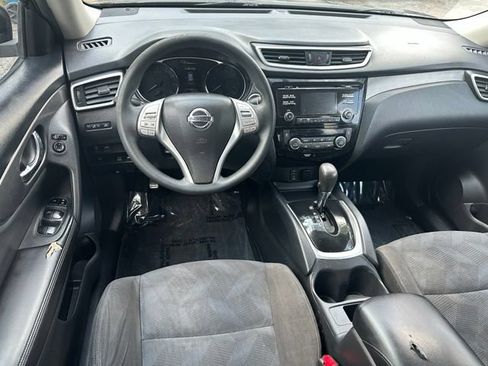 Used 2015 Nissan Rogue SV AWD/4WD image 10