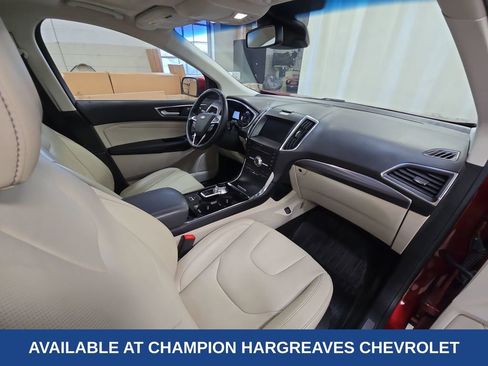 Used 2019 Ford Edge Titanium w/ Equipment Group 301A image 38