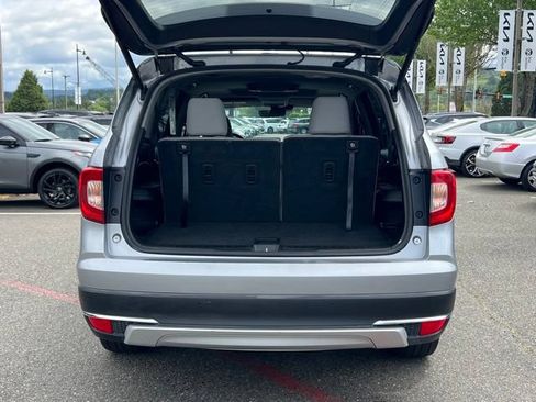 Used 2019 Honda Pilot Touring image 8