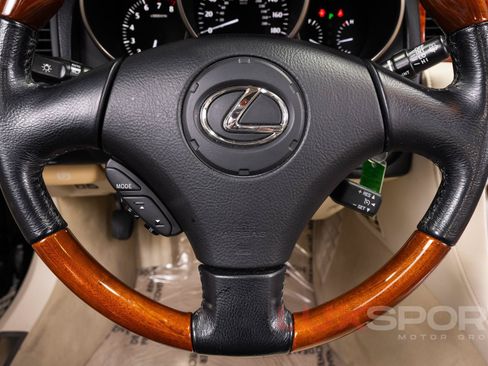 Used 2007 Lexus SC 430 Convertible RWD image 34