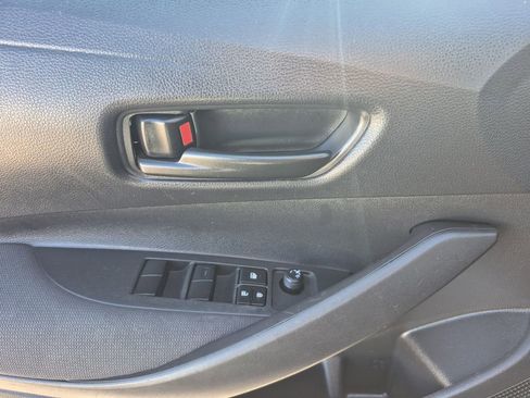 Used 2024 Toyota Corolla LE FWD image 9