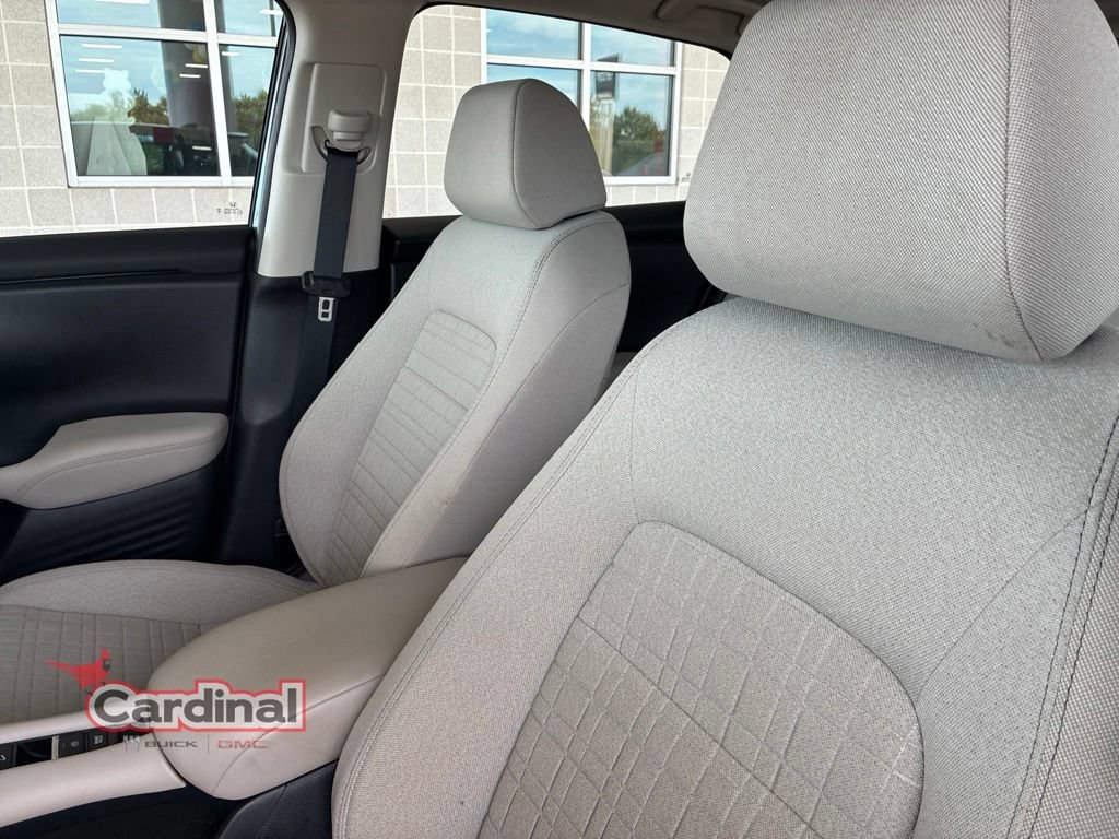 Used 2025 Honda HR-V LX image 14