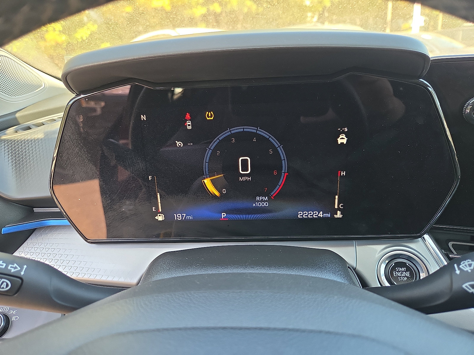 Used 2025 Chevrolet Trax LT w/ LT Convenience Package FWD image 24