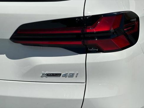 New 2026 BMW X5 xDrive40i w/ Premium Package image 23