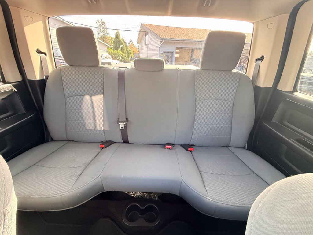 Used 2015 RAM 1500 ST w/ SXT Appearance Group AWD/4WD image 32