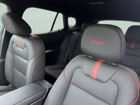 New 2026 Chevrolet Trax RS w/ Driver Confidence Package FWD image 16