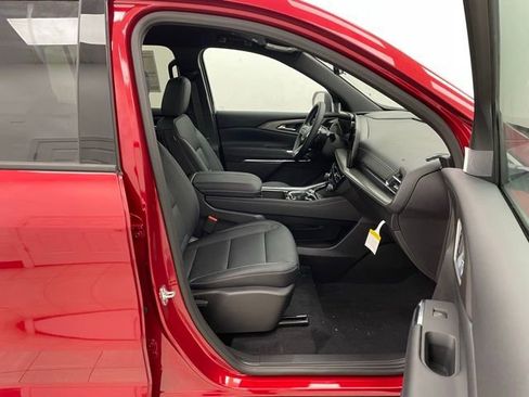 New 2026 Chevrolet Traverse LT w/ Driver Confidence Package image 15