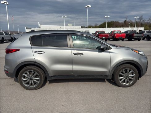 Used 2021 Kia Sportage S w/ S AWD Premium Package image 6