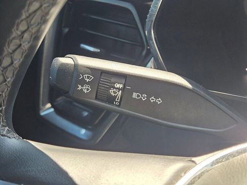 Used 2024 GMC Canyon Elevation RWD image 14