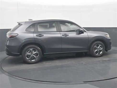 New 2026 Honda HR-V LX image 8