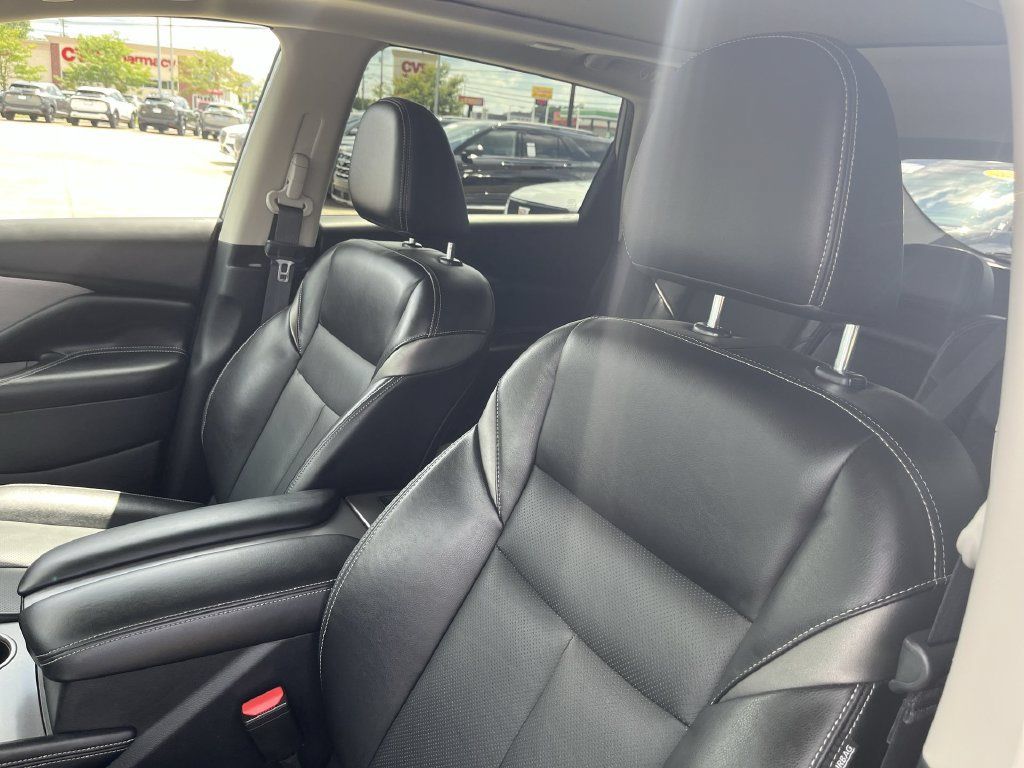 Used 2023 Nissan Murano SL w/ SL Moonroof Package FWD image 13