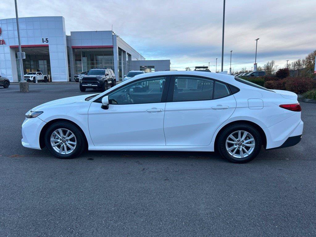 Used 2026 Toyota Camry LE FWD image 12