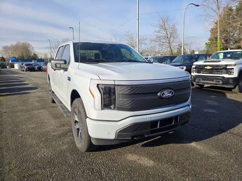 New 2025 Ford F150 Lightning Flash image 3