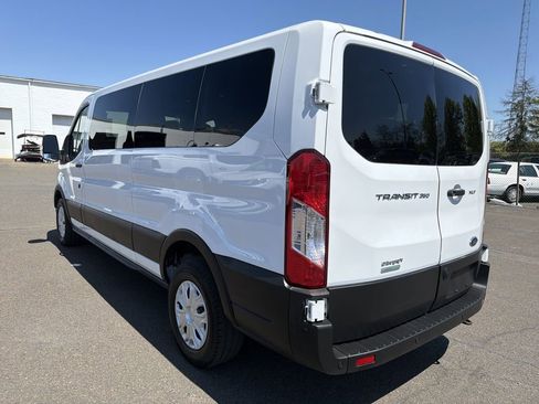 Used 2025 Ford Transit 350 XLT RWD image 3