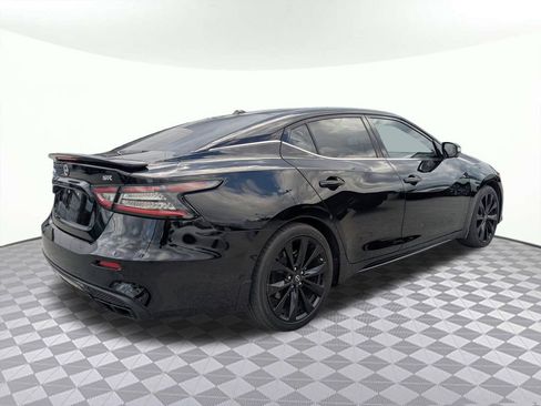 Used 2023 Nissan Maxima SR w/ Sport Mat Group image 3