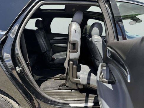Used 2023 Buick Enclave Essence w/ Experience Buick Package FWD image 46