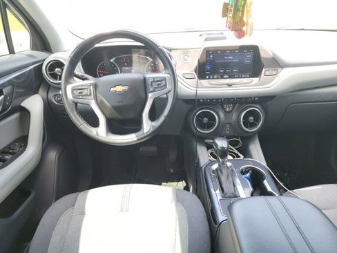 Used 2019 Chevrolet Blazer LT image 10