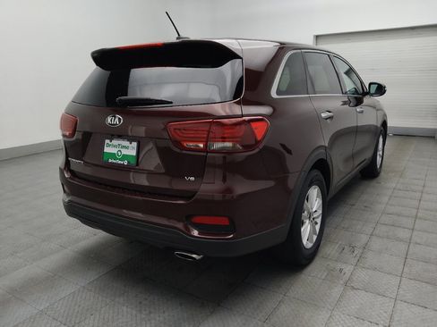 Used 2020 Kia Sorento FWD V6 image 9
