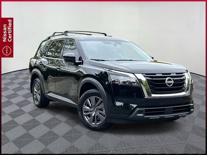 Certified 2024 Nissan Pathfinder SV w/ Lighting Package (N92)