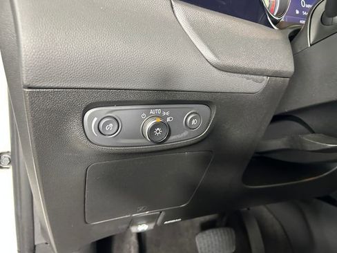 Used 2023 Buick Encore GX Essence w/ Experience Buick Package image 21