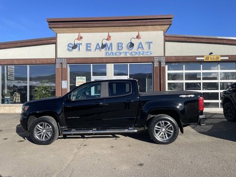 Used 2021 Chevrolet Colorado W/T w/ Custom Special Edition image 2