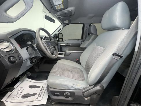Used 2011 Ford F350 XLT w/ Advanced Security Group image 4