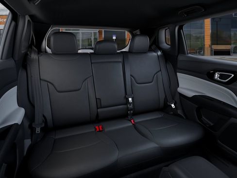 New 2026 Jeep Compass Limited AWD/4WD image 16