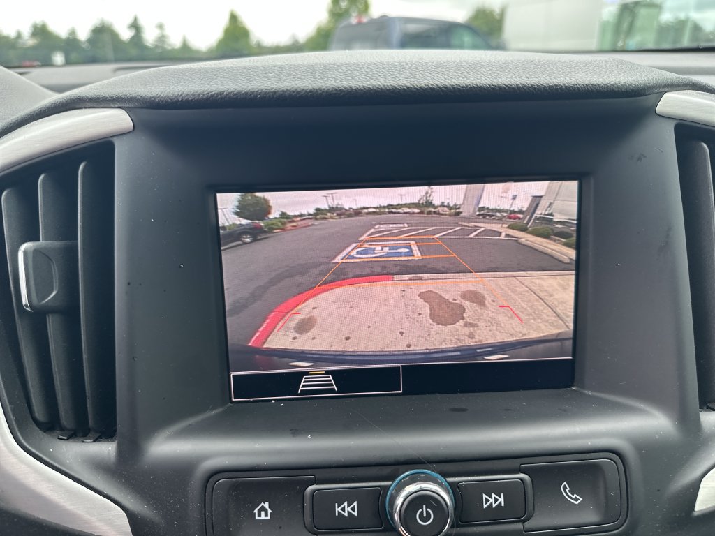 Used 2024 GMC Terrain SLE AWD/4WD image 19