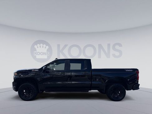 Used 2019 Chevrolet Silverado 1500 Custom Trail Boss w/ Custom Convenience Package AWD/4WD image 2