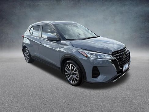 Used 2021 Nissan Kicks SV FWD image 8